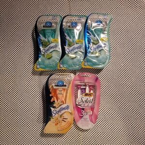BIC SOLIEL AND SKINTIMATE WOMEN'S RAZORS